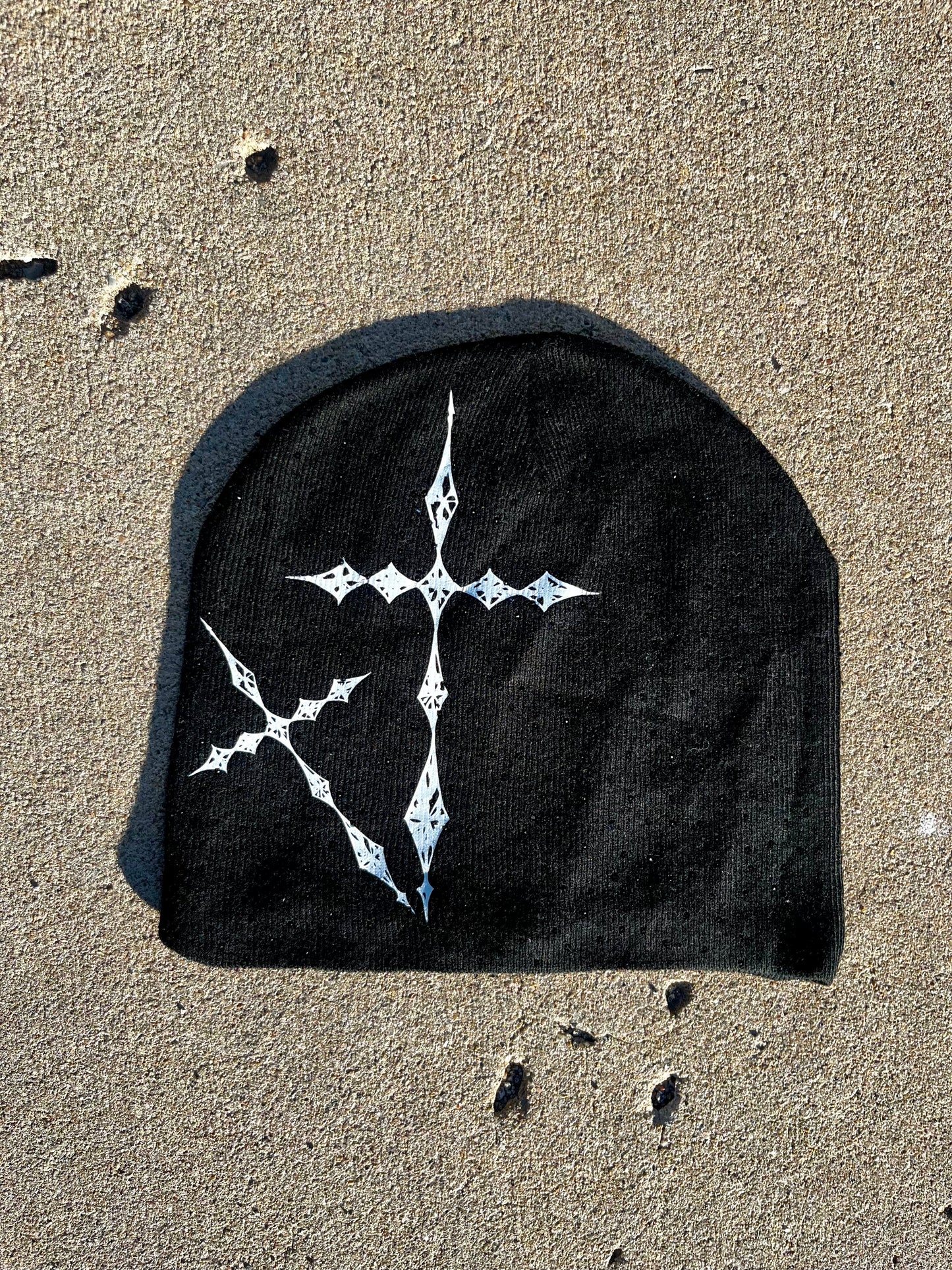 Diamond Dust BEANIE (Black/White)